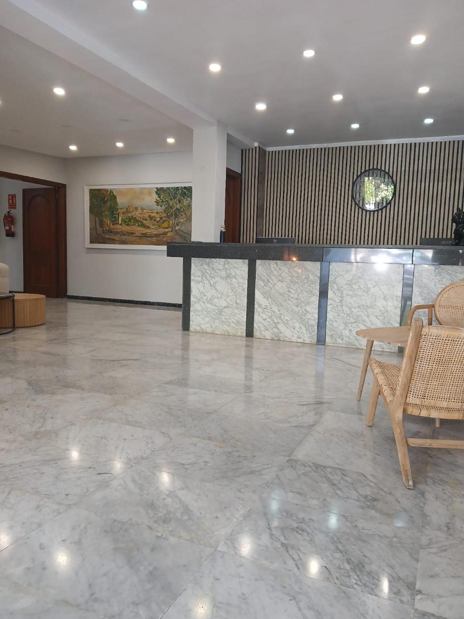 San Martin Hotel Алтафула Екстериор снимка
